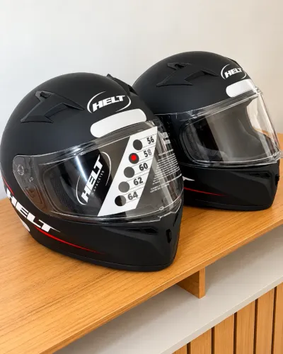 Vendo 02 capacete Helt , novo nunca usado , no plástico! 