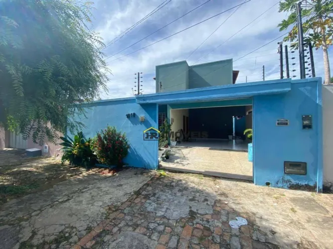 Casa à Venda no Bairro Marquês Zona Norte de Teresina