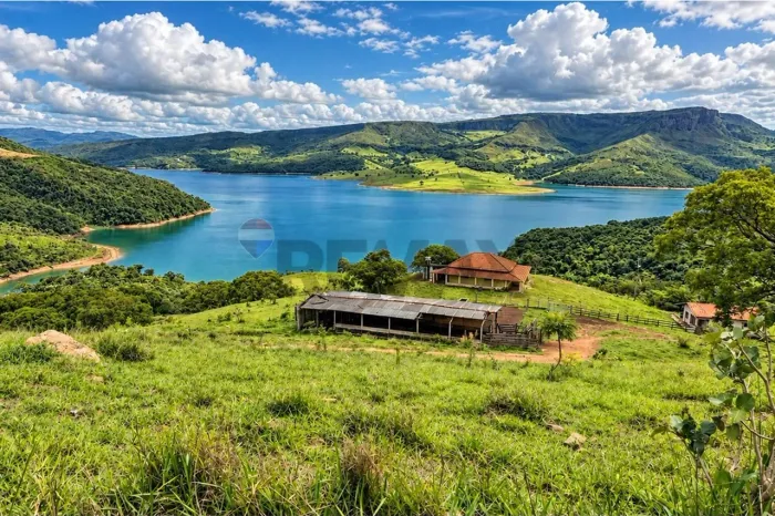 Fazenda à venda em Guapé/MG com 67 ha, aptidão para café e 600 m de margem em Furnas