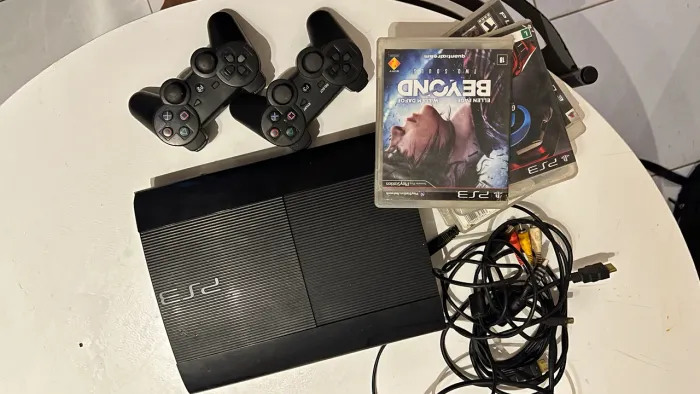Ps3 super slim com defeito