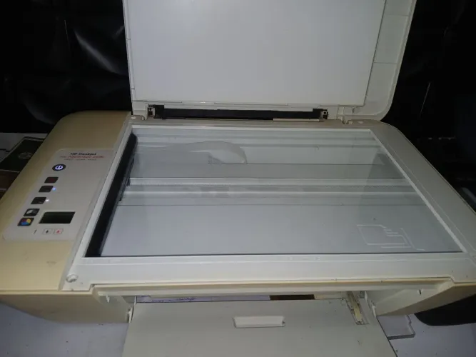 Impressora hp 75$ funcionando. 50$ se vier buscar?