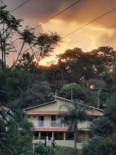 Imperdível! Espetacular casa à venda no Bairro Recanto Verde em Campinas-SP.