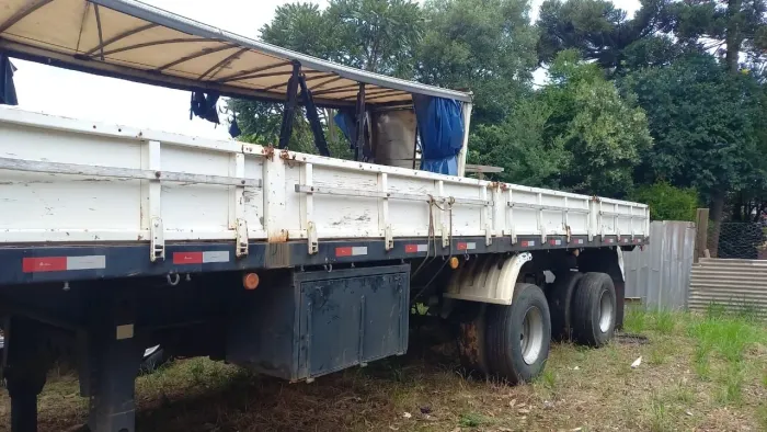 Carreta a venda
