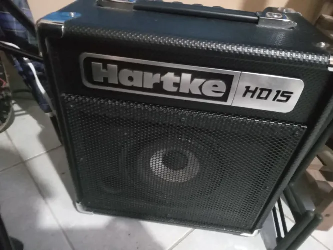 Amplificador baixo Hartke hd15