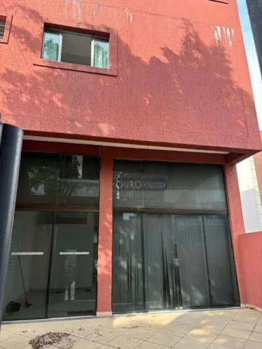 Salão Comercial com 150m²