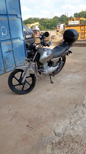 Vendo Titan 150 2008