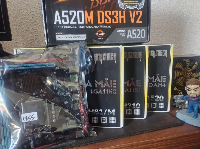 Placa mãe para computador novas 