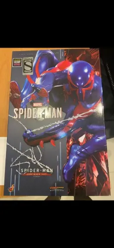 Spiderman 2099 hot toys
