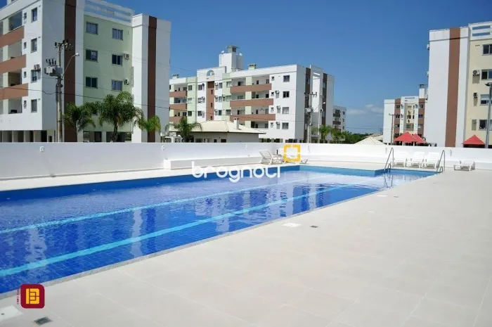 Apartamento à venda 2 quartos com garagem em Forquilhinha - São José