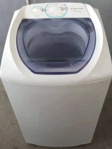 Vendo máquina Electrolux 06k