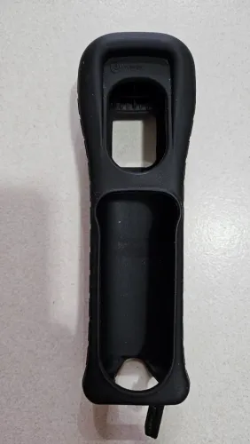 Capa preta de Silicone para Controle Wii Remote - Nintendo Wii