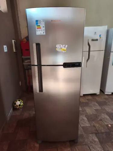 Geladeira,Refrigerador ( NOVA, SEM USO )