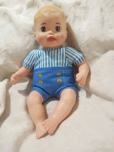 Boneco lindo da Matell de 2013 semi novo mede 30 cm corpo de pano macio 