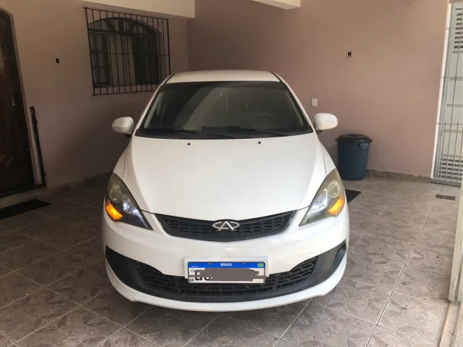 Chery Celer Hatch ACT 1.5 16V Flex 5P 2015