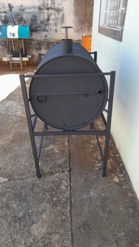 Churrasqueira a Bafo 200lts Com grelha 