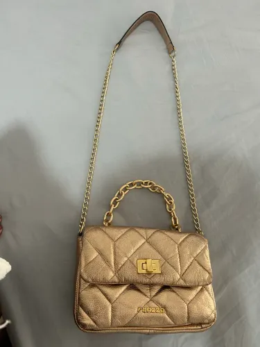Vendo bolsa feminina marca fennzo