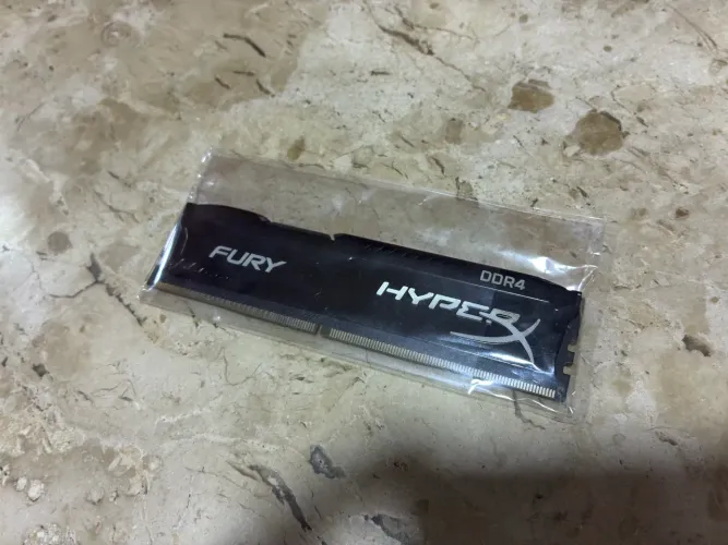Memória RAM 8GB DDR4 HyperX Fury