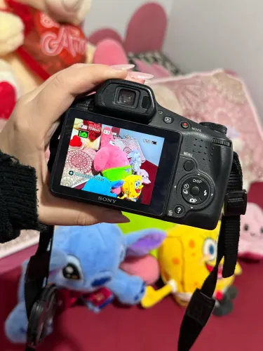 CÂMERA SONY CYBER-SHOT HX200V
