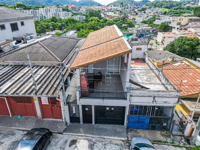 Casa para venda em Jardim Santa Mônica com 6 quartos, 90m²