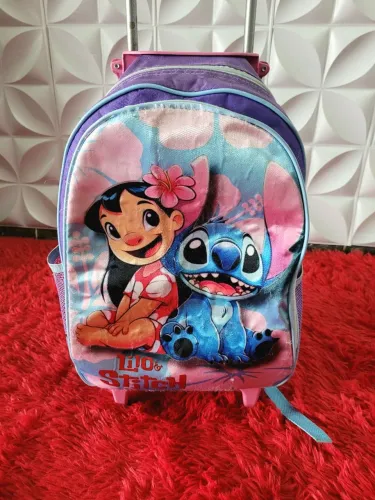 mochila infantil de rodinhas Lilo e Stitch da Disney