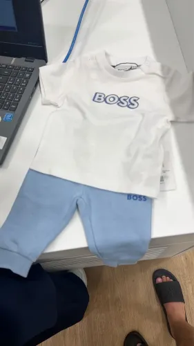 Roupa infantil original Boss 