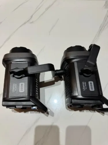 Luzes Ullanzi 200W