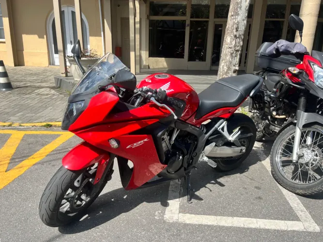 Cbr650f moto nova
