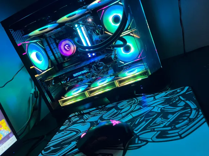 PC GAMER + MONITOR 240Hz