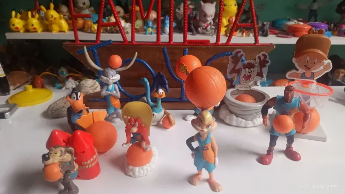 Coleção Space Jam McDonald's( vendido por unidade)