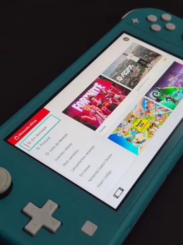 Nintendo Switch Lite Turquesa | Original, Impecável + Caixa e Carregador