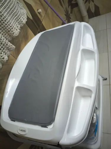 Vende-se banheira com trocador