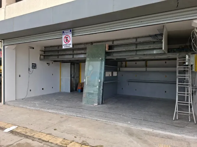LOJA PARA LOCAÇÃO FRENTE DE RUA EM PAU DA LINA