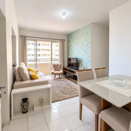 Vendo Apartamento no Condomínio Palmeiras III Av. Mário Andreazza
