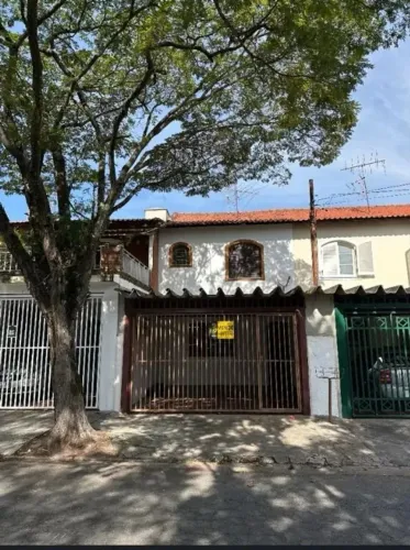 Charmoso sobrado à venda no Parque Regina, São Paulo