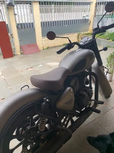 Royal Enfield 350cc Dark
