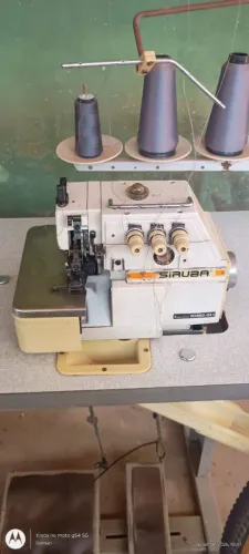 Vendo duas máquinas de costura