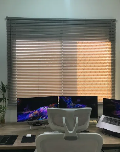 Persiana Horizontal Cinza - 160x160 - primafer Atlas 