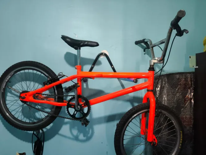 BICICLETA BMX ARO 24 
