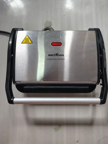 Sanduicheira Britânia 220V