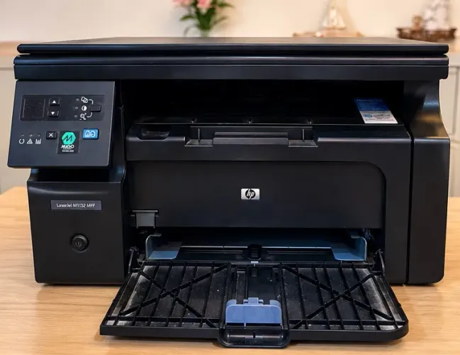 Impressora Multifuncional HP LaserJet Pro M1132 MFP Laser - Impecável