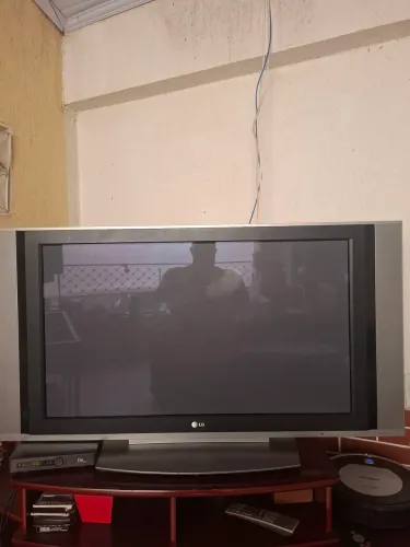 Tv Plasma 42 (Para retirada de Peças)