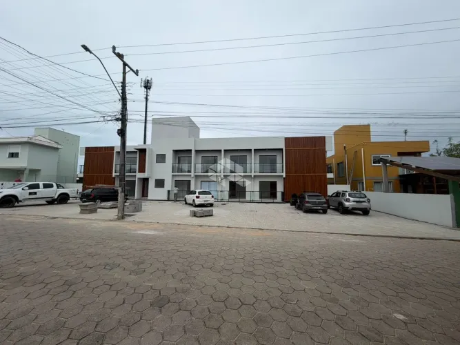 Studio Garden à Venda no Campeche Florianópolis/SC a 350m do Mar