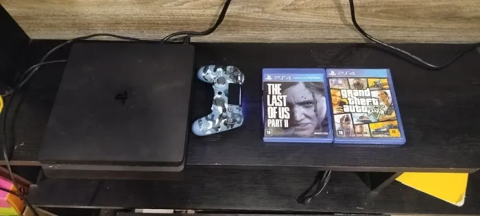 PS4 Slim