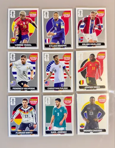 Figurinhas Legends - Prata (Original Panini)