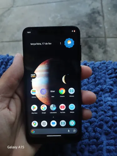 Motorola One, modelo XT1941, na cor branca. 