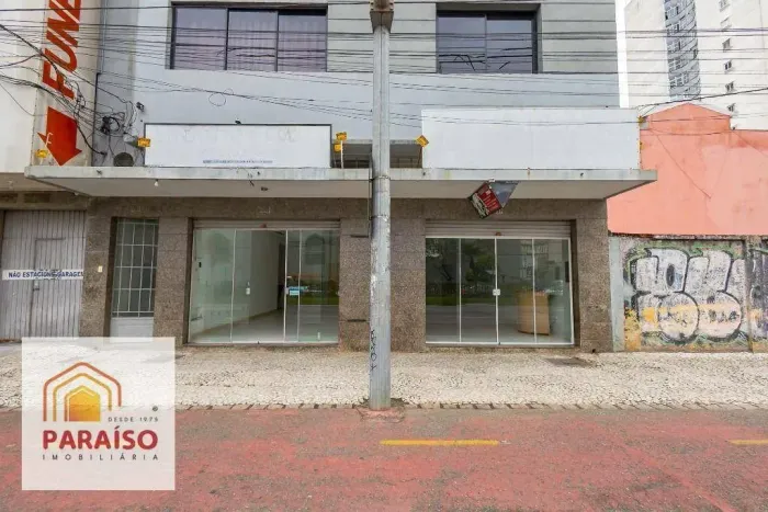 Locação de Prédio com estacionamento próprio, composto de Lojas e Salas comerciais no Cent
