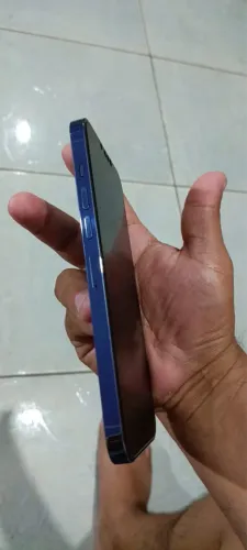 Vendo celular iPhone 13 Pro Max 256 gb bem conservado e sem marca de uso.