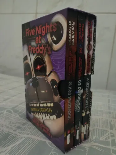 Box FNAF 3 Livros | Five Nights at Freddy's | Impecável