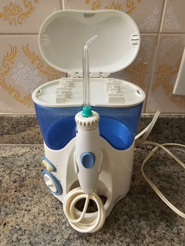 Aparelho de higienizacao bucal Waterpick