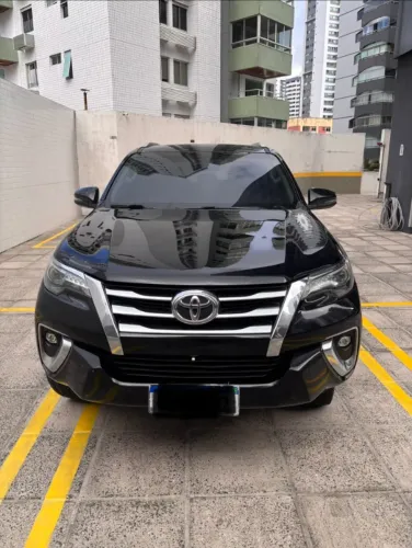Toyota Hilux SW4 SRX 4X4 2.8 TDI 16V Dies. Aut. 2020